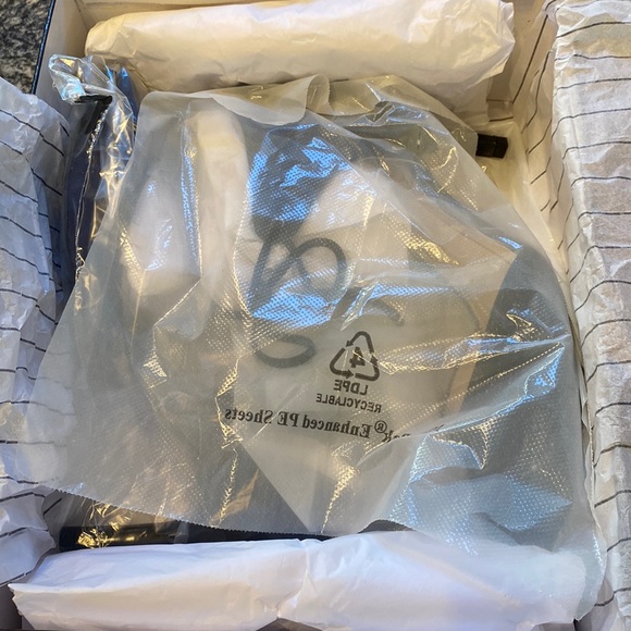 Alex Marie Evertonn Heels - Picture 4 of 7